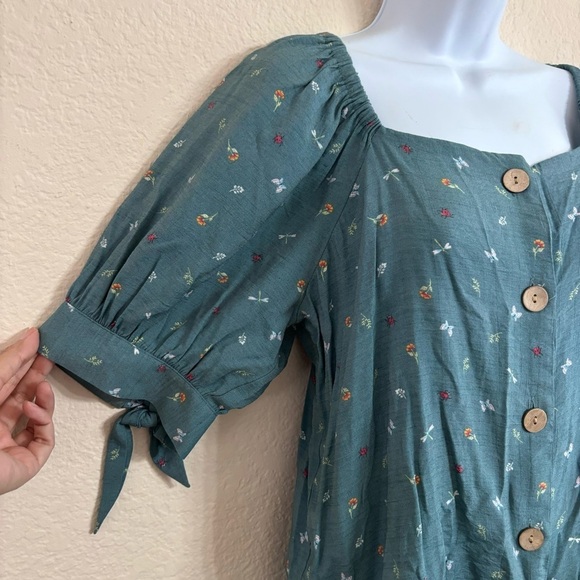 LC Lauren Conrad Square Neck Puff Sleeve Top Blouse Size Medium Button Front NWT - Picture 2 of 9